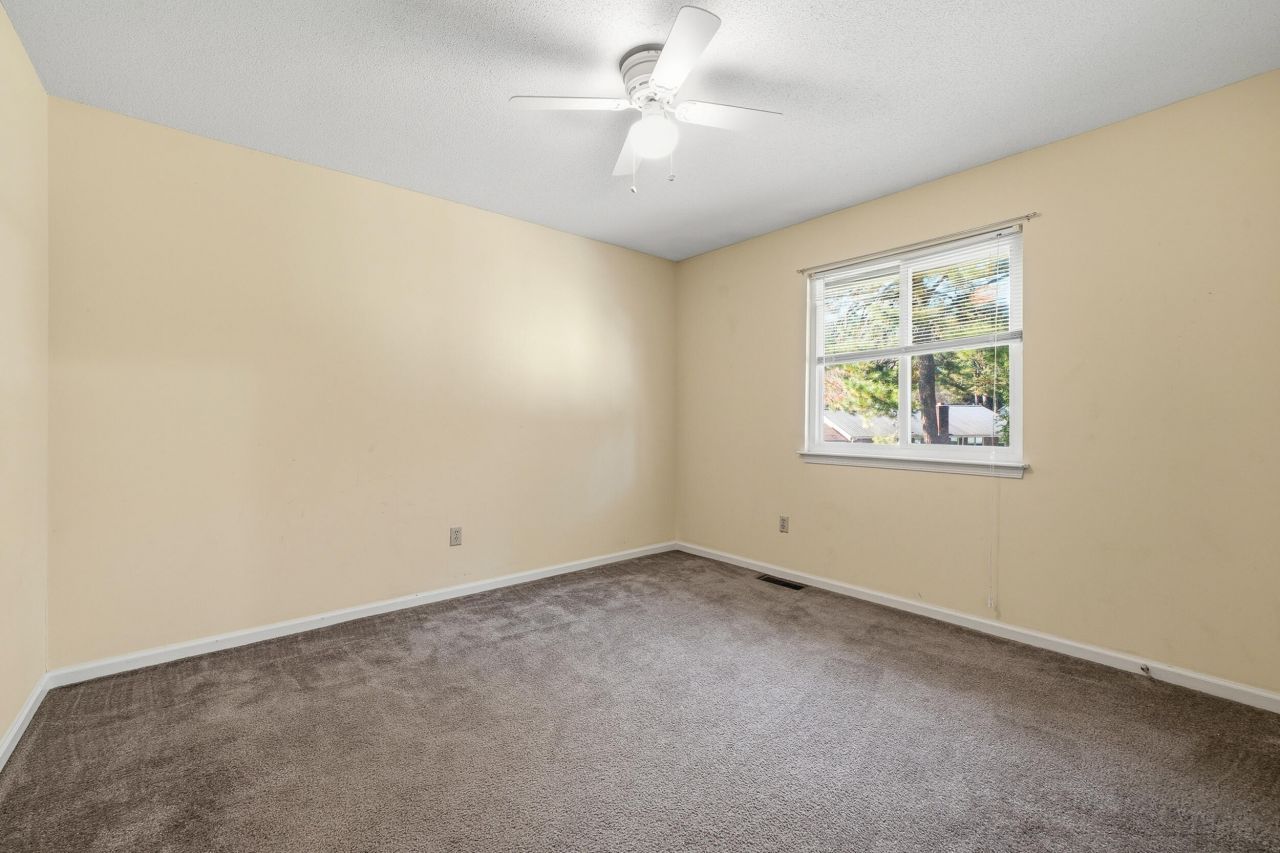 129 Canaberry Circle Photo 21