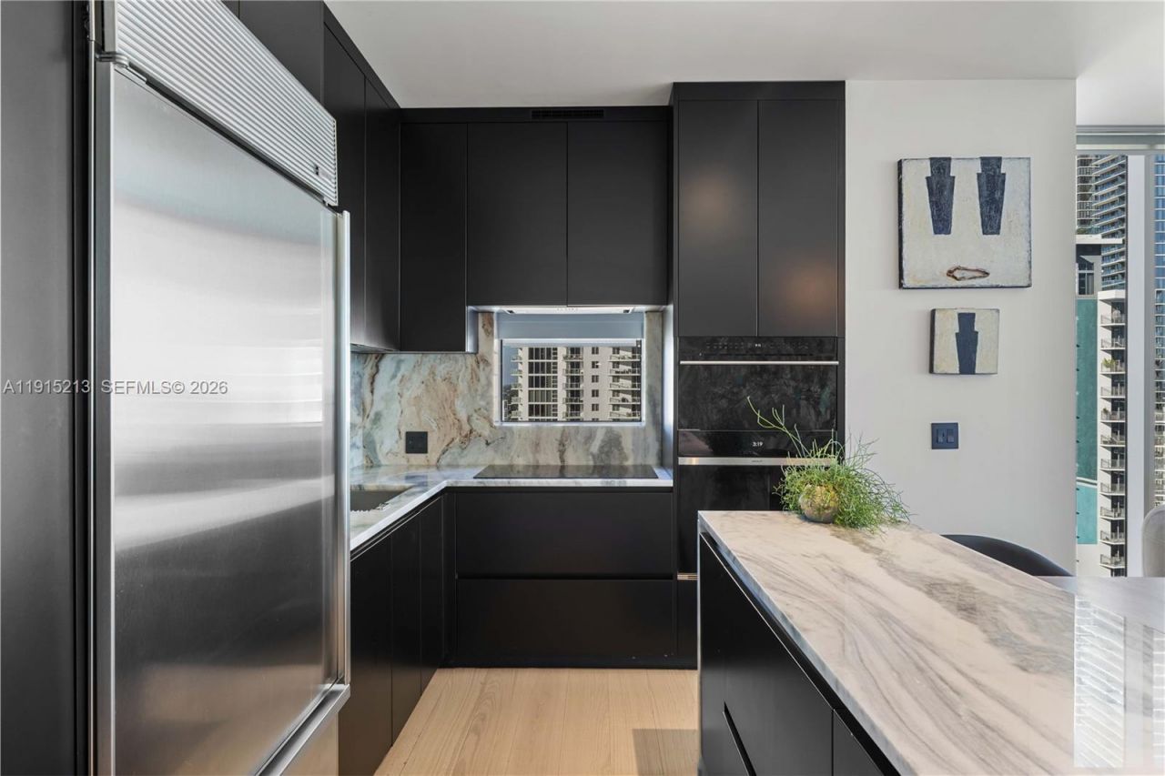 2020 N Bayshore Dr, Unit 2401, Miami, FL 33137 Photo