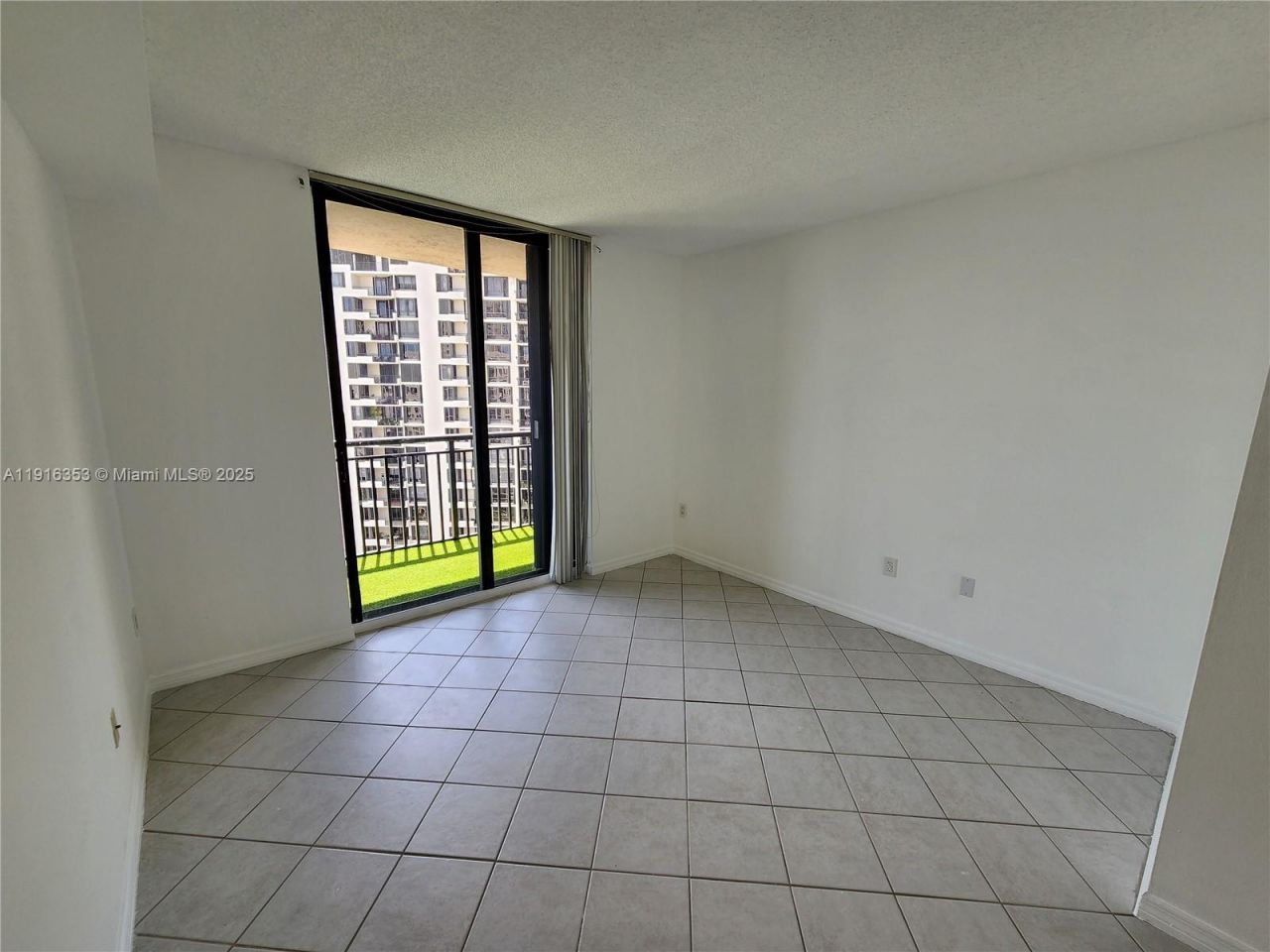 540 Brickell Key Dr, Unit 1603, Miami, FL 33131 Photo