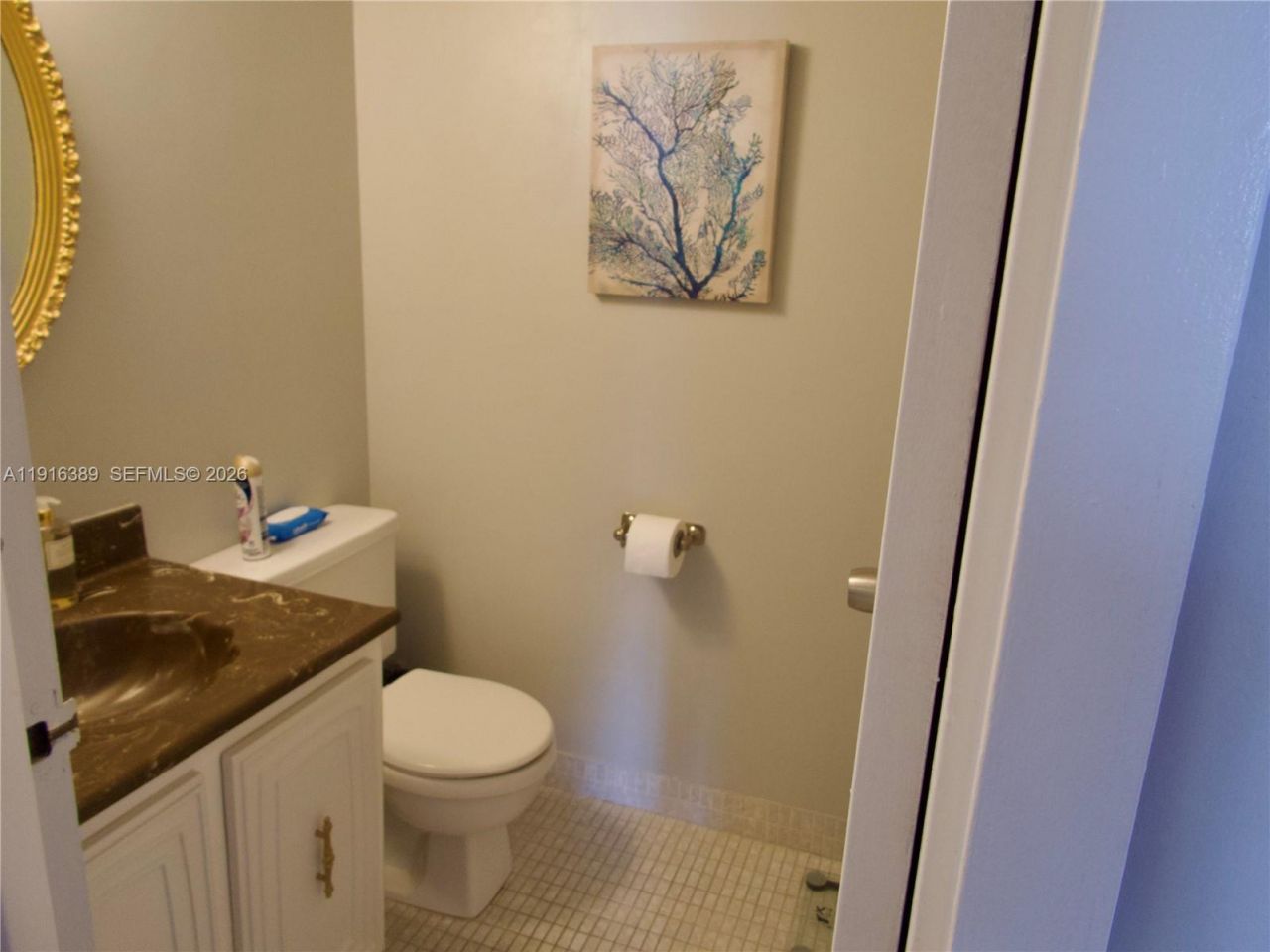 800 Parkview Dr, Unit 402, Hallandale Beach, FL 33009 Photo