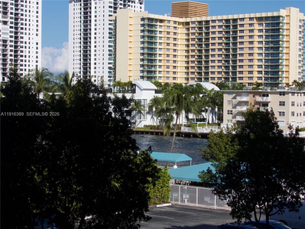 800 Parkview Dr, Unit 402, Hallandale Beach, FL 33009 Photo