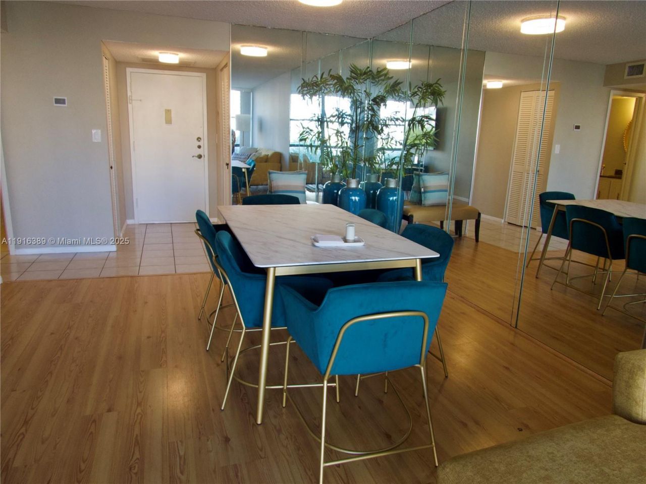 800 Parkview Dr, Unit 402, Hallandale Beach, FL 33009 Photo