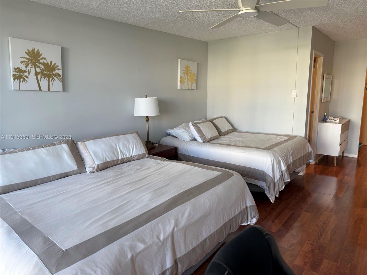 800 Parkview Dr, Unit 402, Hallandale Beach, FL 33009 Photo