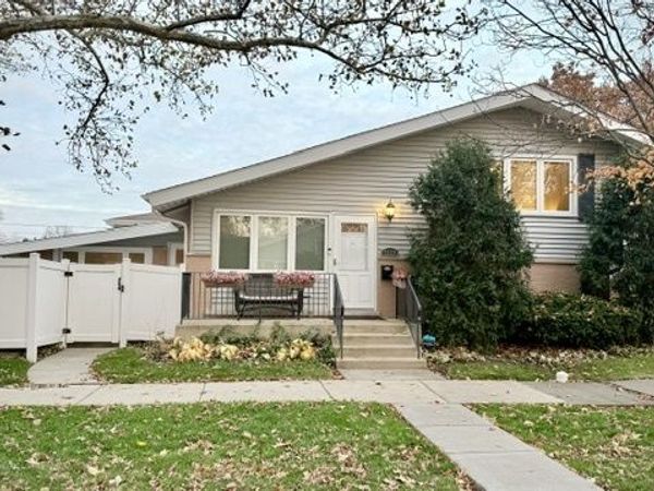 7020 wright Terrace, Niles, IL 60714