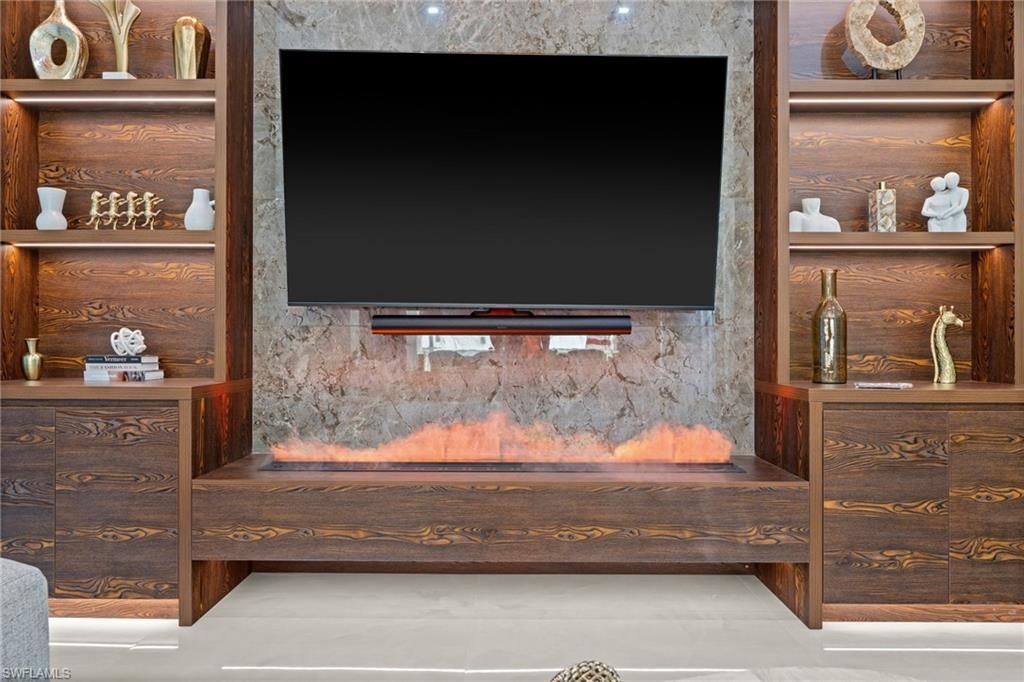 2272 Oakes Blvd, Naples, FL 34119 Photo