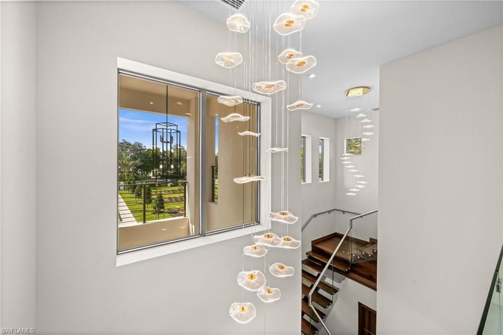 2272 Oakes Blvd, Naples, FL 34119 Photo