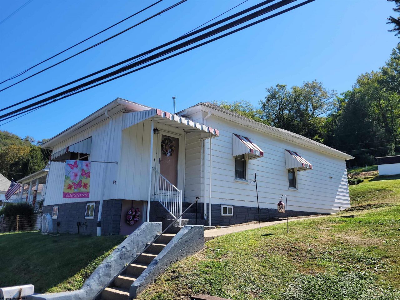 376 Simpson Street, Clarksburg, WV 26301 Main Photo