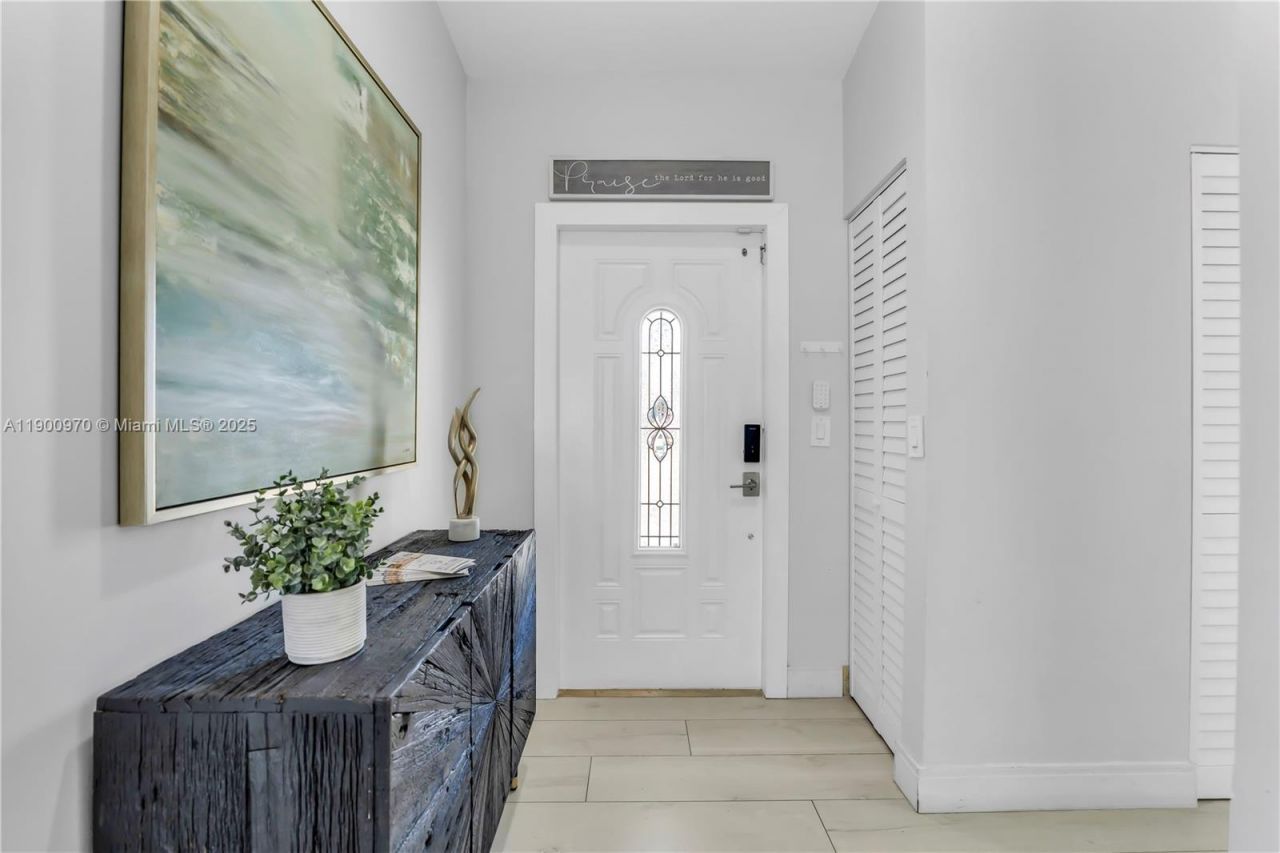 2180 NW 107th Ave, Sunrise, FL 33322 Photo