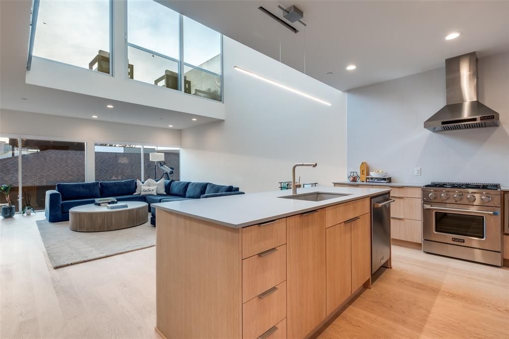 4626 Coles Manor Place, Unit 103, Dallas, TX 75204 Main Photo