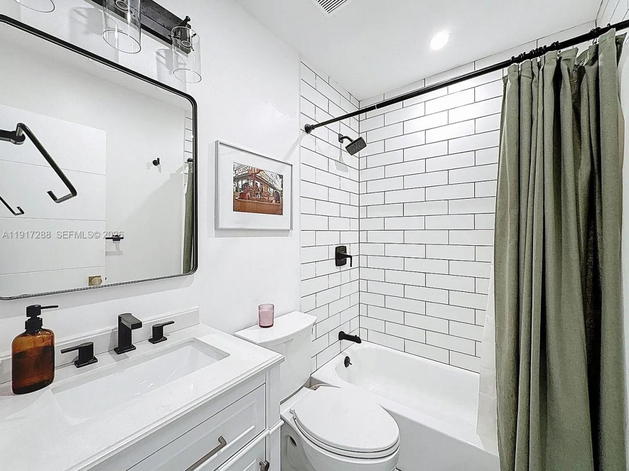 1367 NW 41st St, Miami, FL 33142 Photo