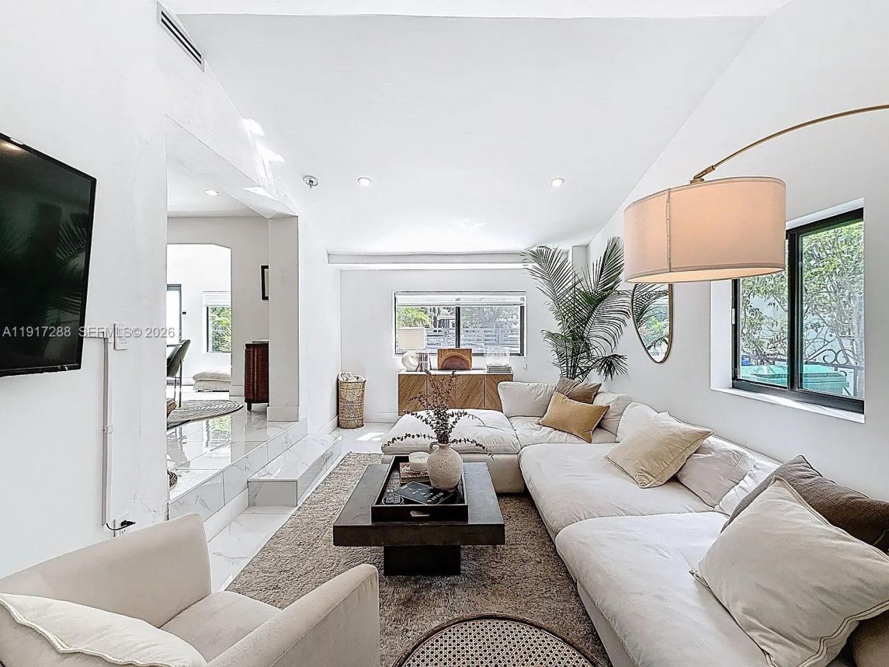 1367 NW 41st St, Miami, FL 33142 Photo