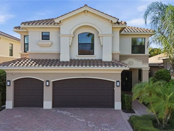 13768 Luna DR, NAPLES, FL 34109