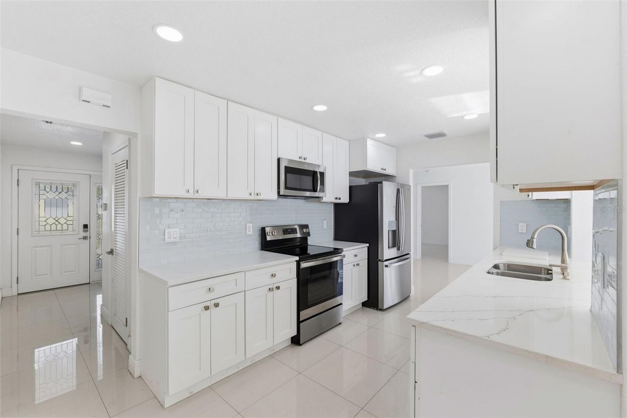 6488 30th Avenue N, Saint Petersburg, FL 33710 Photo