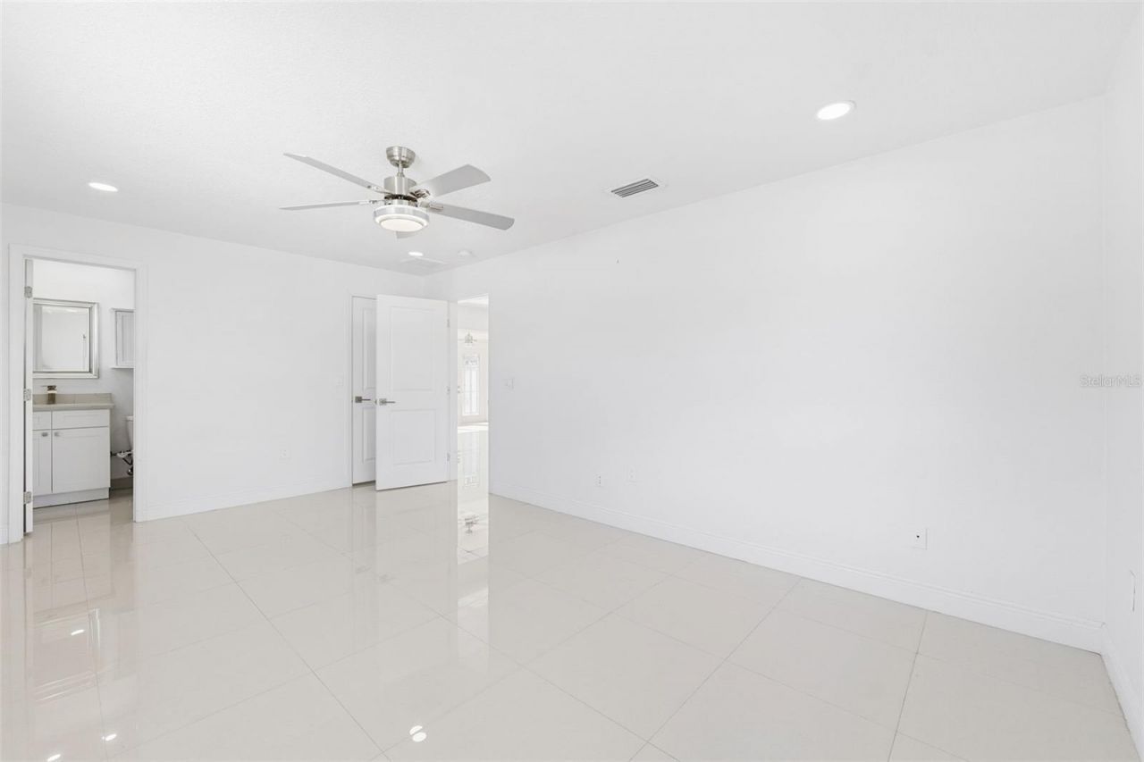 6488 30th Avenue N, Saint Petersburg, FL 33710 Photo