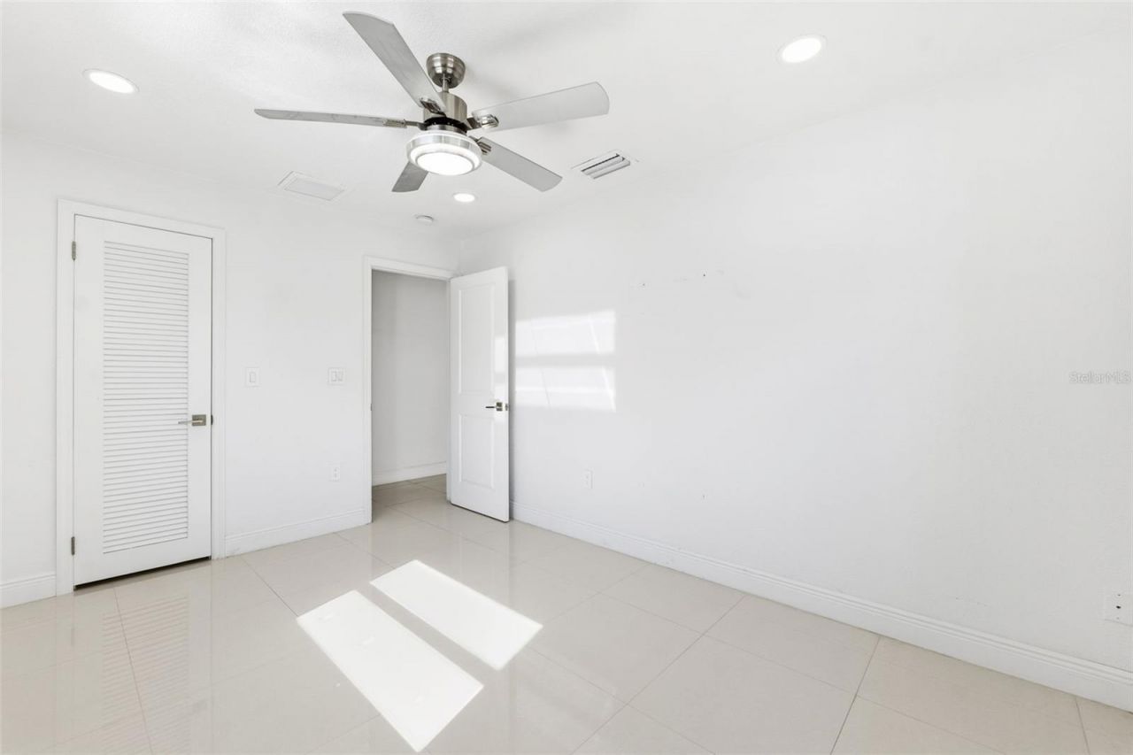 6488 30th Avenue N, Saint Petersburg, FL 33710 Photo