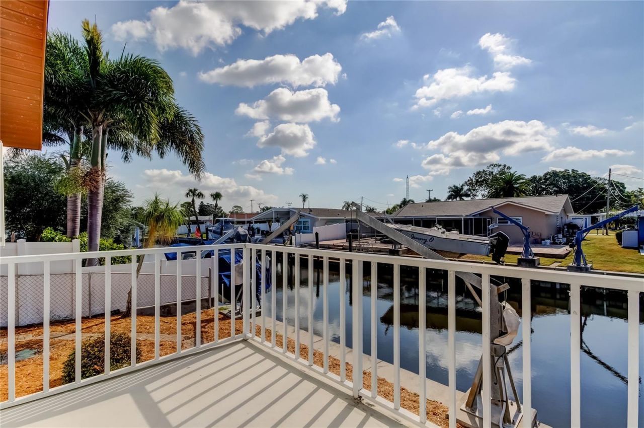 212 Westwinds Drive, Palm Harbor, FL 34683 Photo
