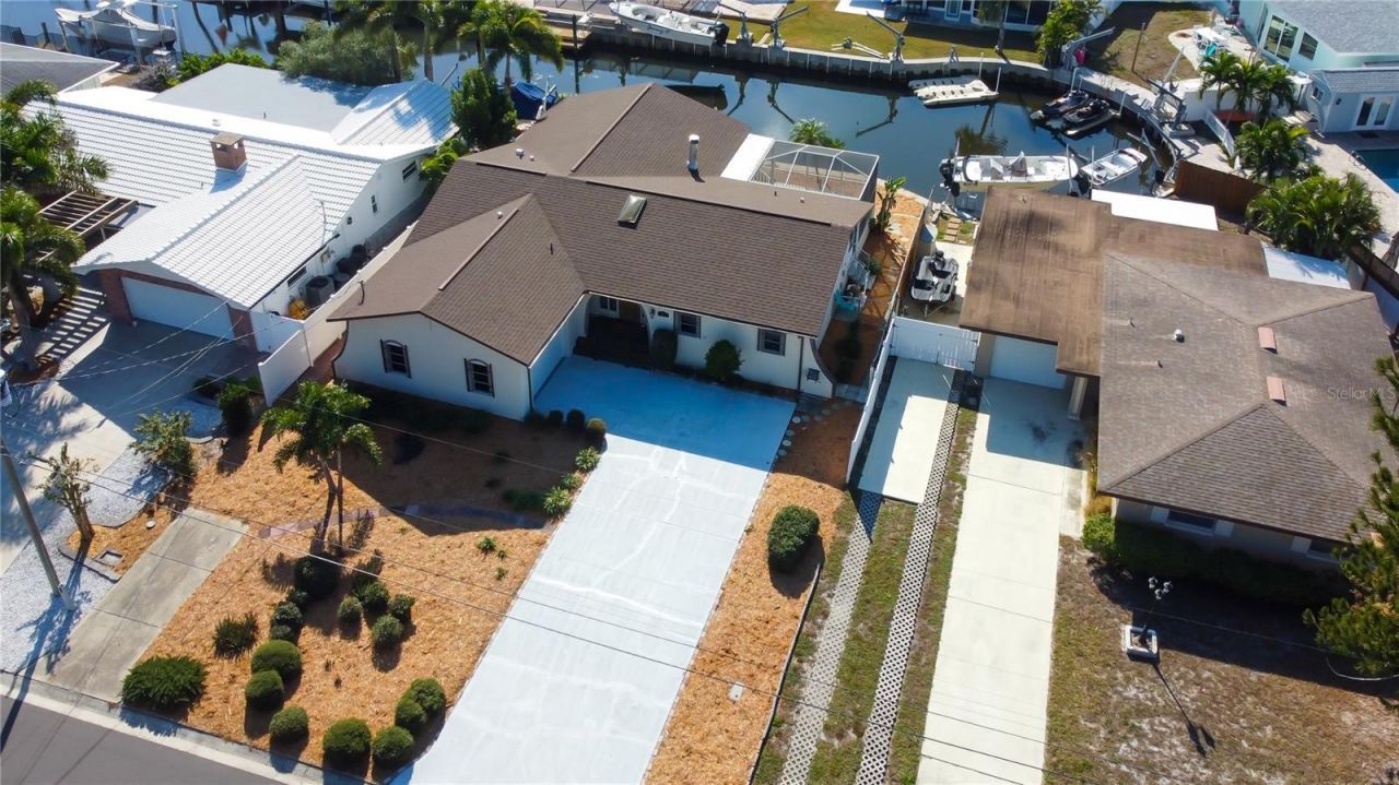 212 Westwinds Drive, Palm Harbor, FL 34683 Photo