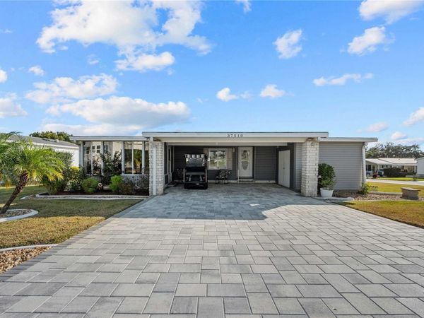 37510 NEW HORIZONS BOULEVARD, ZEPHYRHILLS, FL 33541