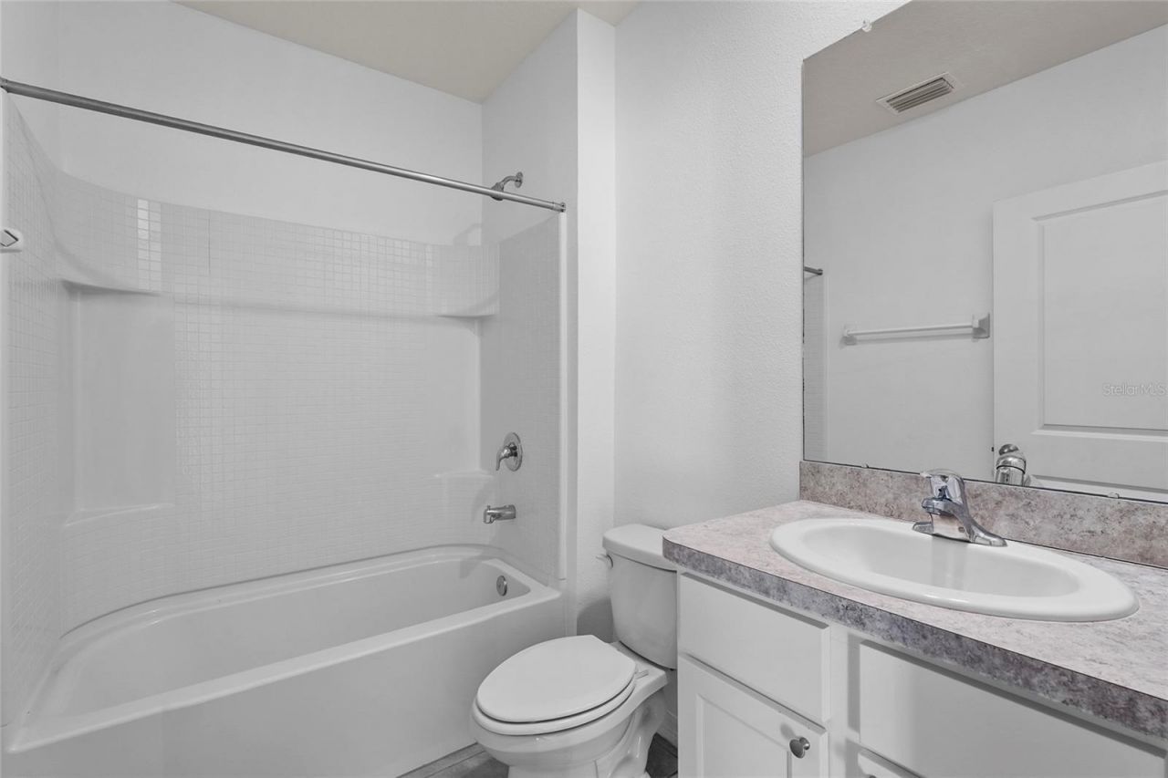 17448 Harvest Moon Way, Bradenton, FL 34211 Photo