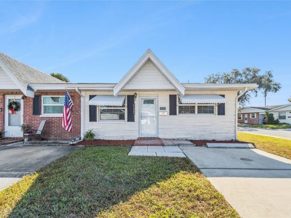 5122 IRIS DRIVE N, Unit 12, PINELLAS PARK, FL 33782