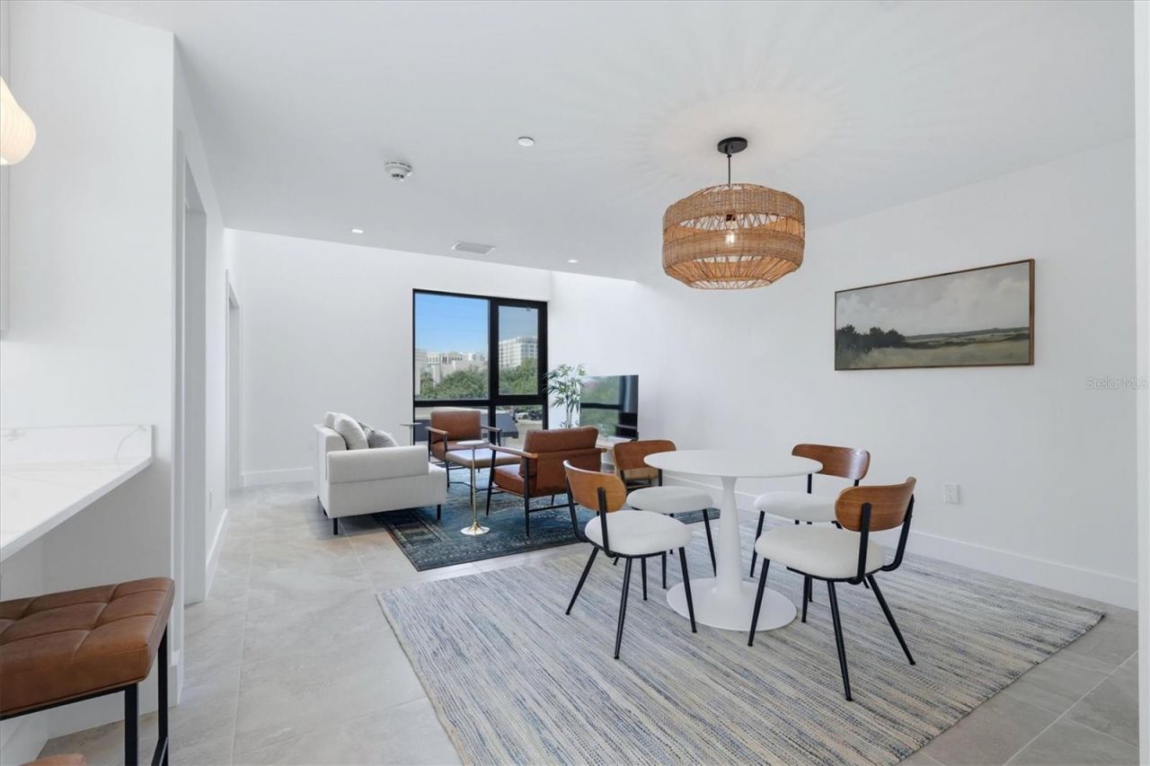 1558 4th Street, Unit 216, Sarasota, FL 34236 Photo