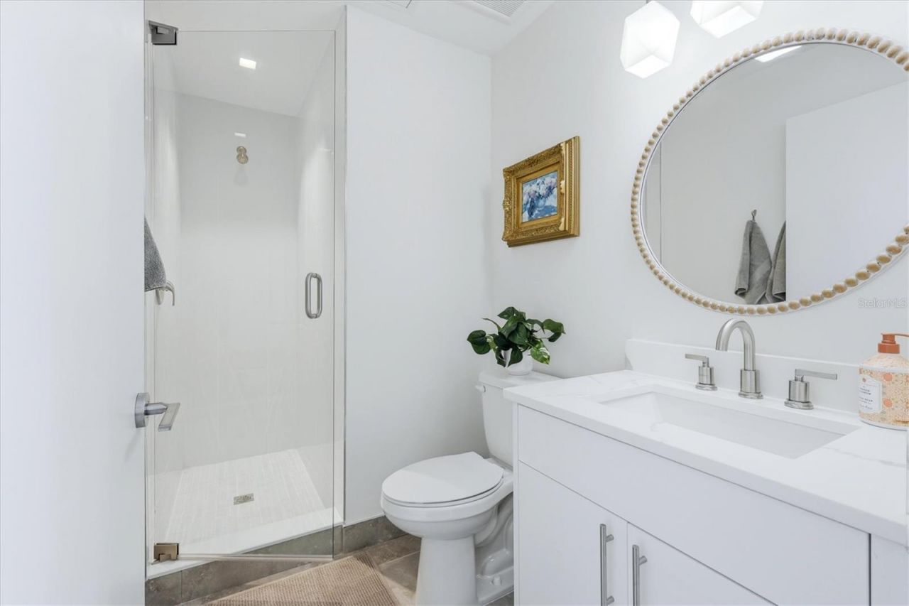 1558 4th Street, Unit 216, Sarasota, FL 34236 Photo