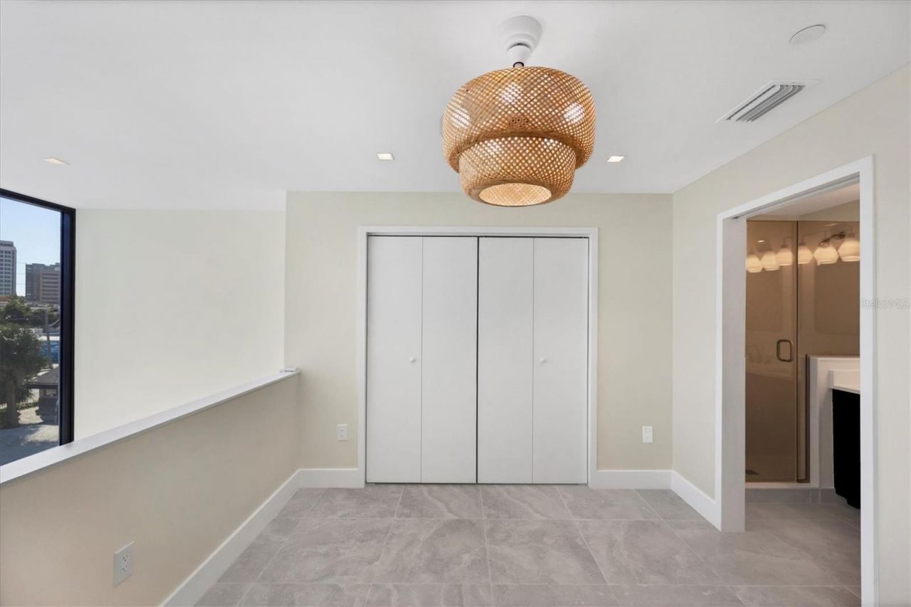 1558 4th Street, Unit 216, Sarasota, FL 34236 Photo