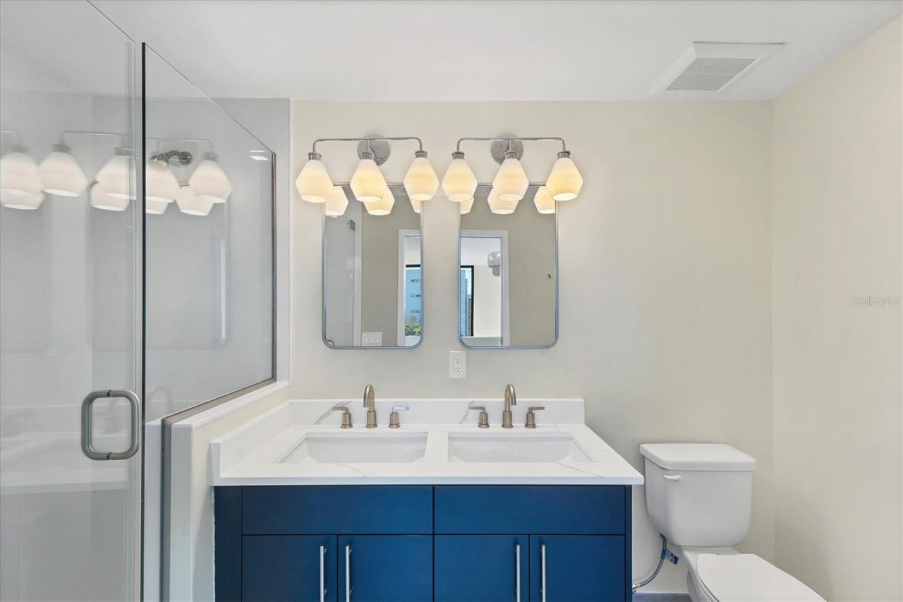 1558 4th Street, Unit 216, Sarasota, FL 34236 Photo