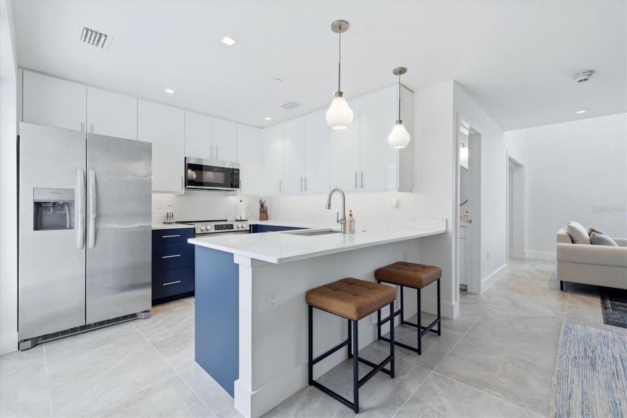 1558 4th Street, Unit 216, Sarasota, FL 34236 Photo