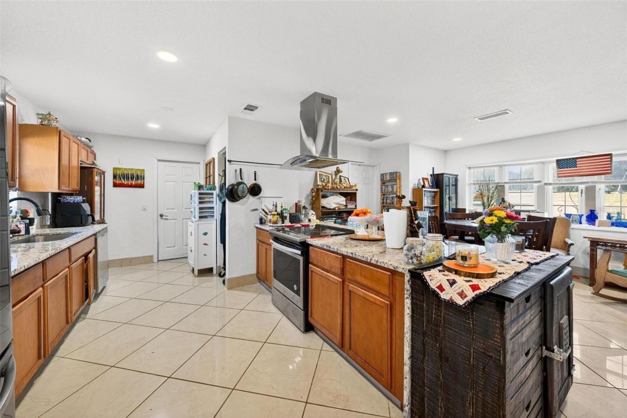 37104 County Road 452, Grand Island, FL 32735 Photo