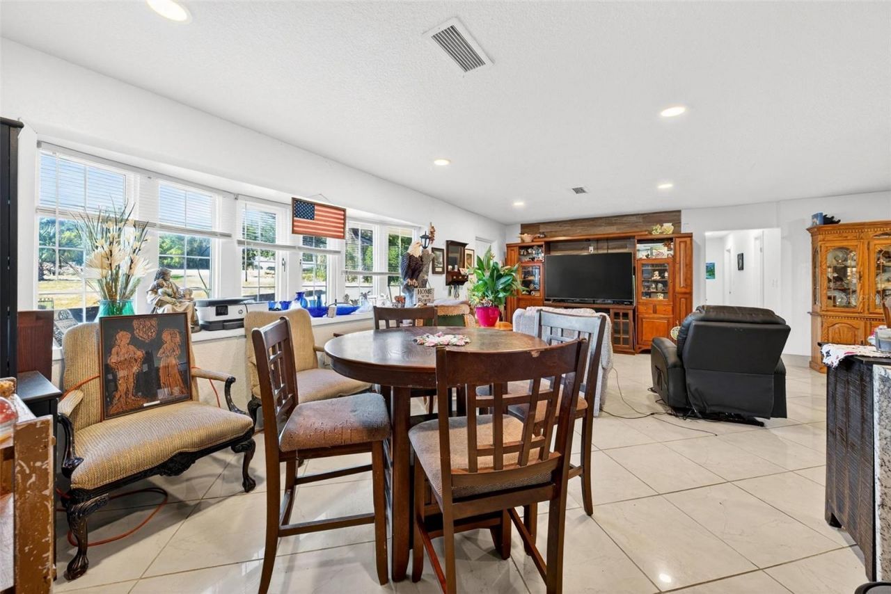 37104 County Road 452, Grand Island, FL 32735 Photo