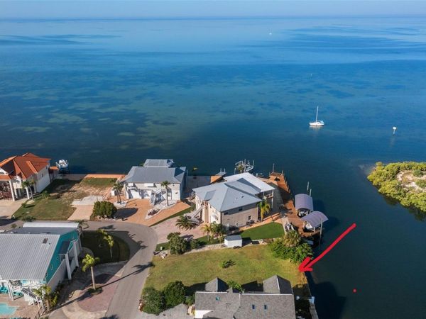 5889 BEVERLY DRIVE, HUDSON, FL 34667