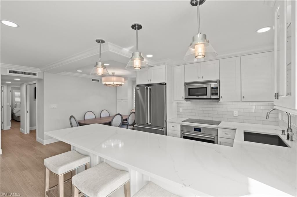 3200 Gulf Shore Blvd N, Unit 106, Naples, FL 34103 Photo