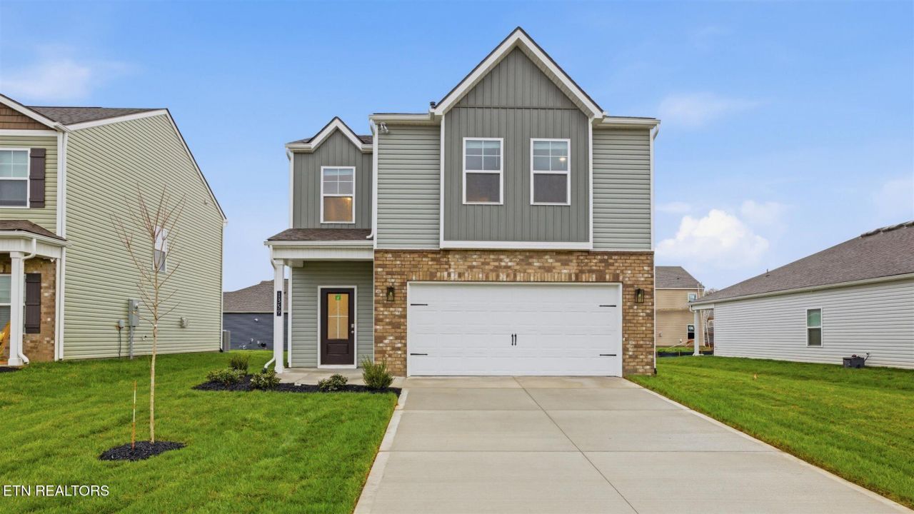 1359 Three Horses Lane, Maryville, TN 37803 Main Photo