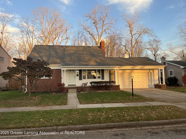 1610 Autumn Lane, Lansing, MI 48912