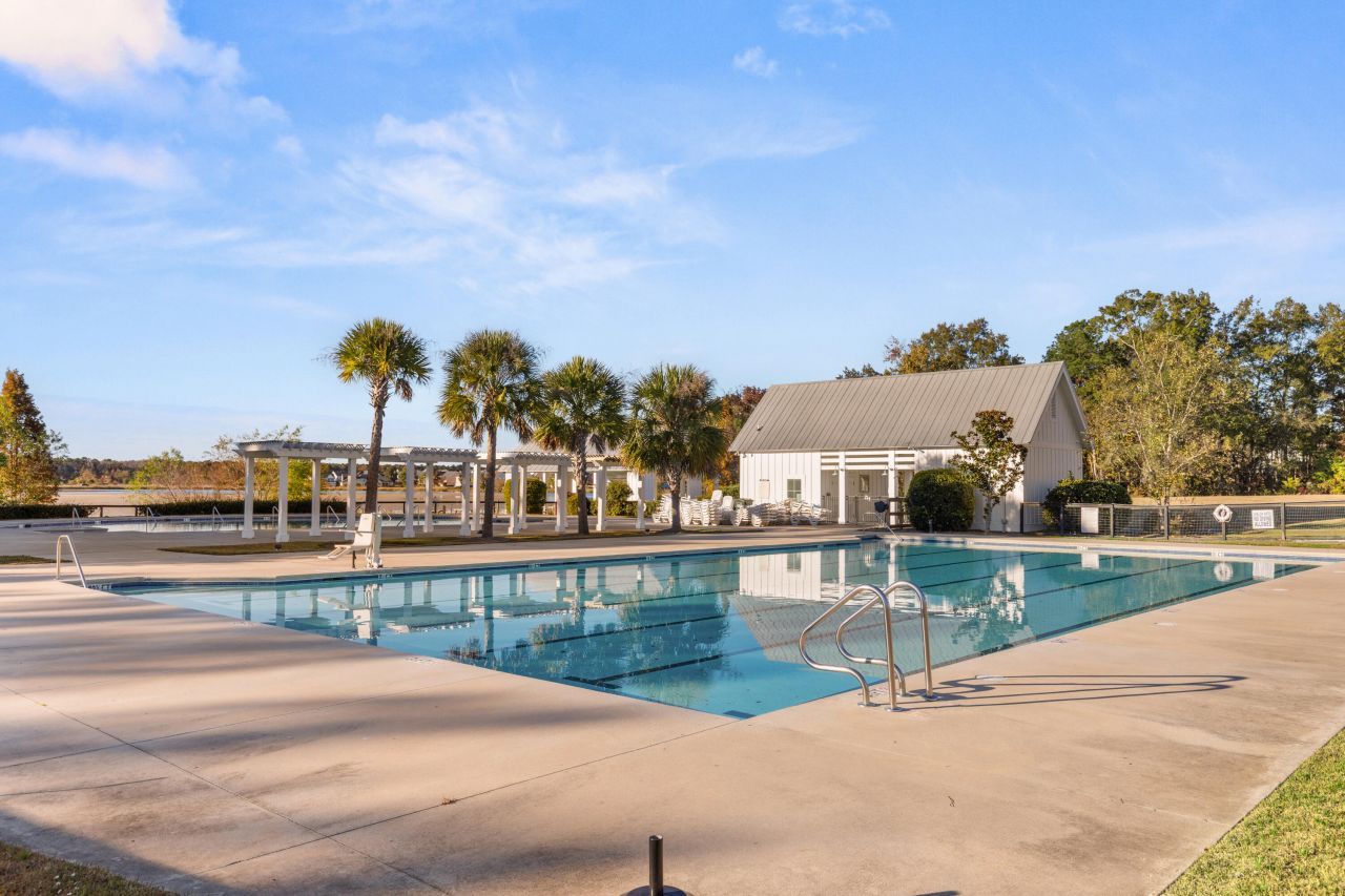 432 Trotters Lane Photo 18