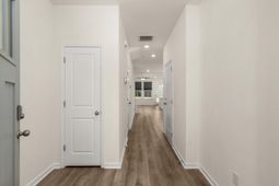 432 Trotters Lane photo 4