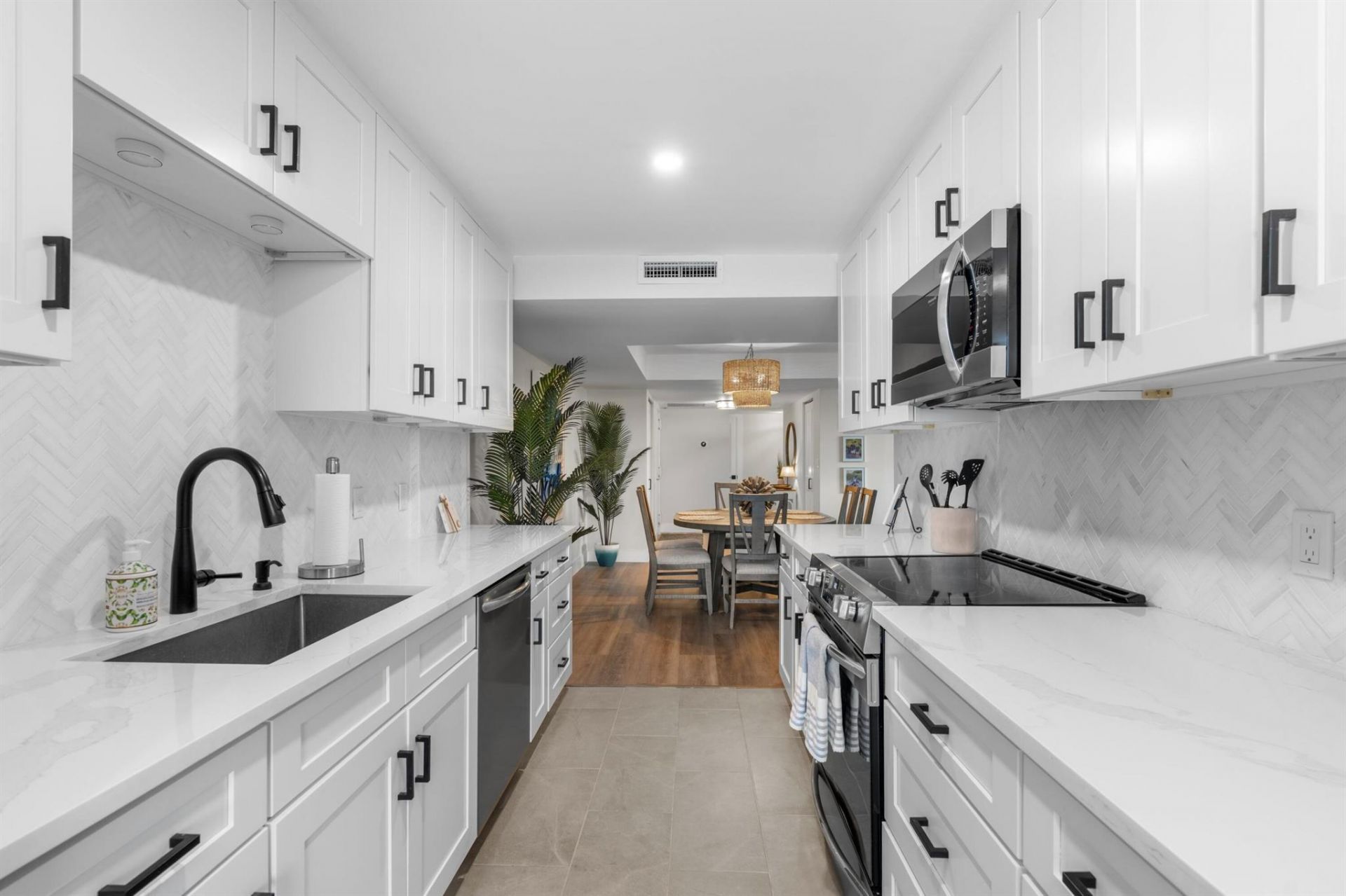 4200 N Ocean Dr, Unit 2-304, Singer Island, FL 33404 Photo