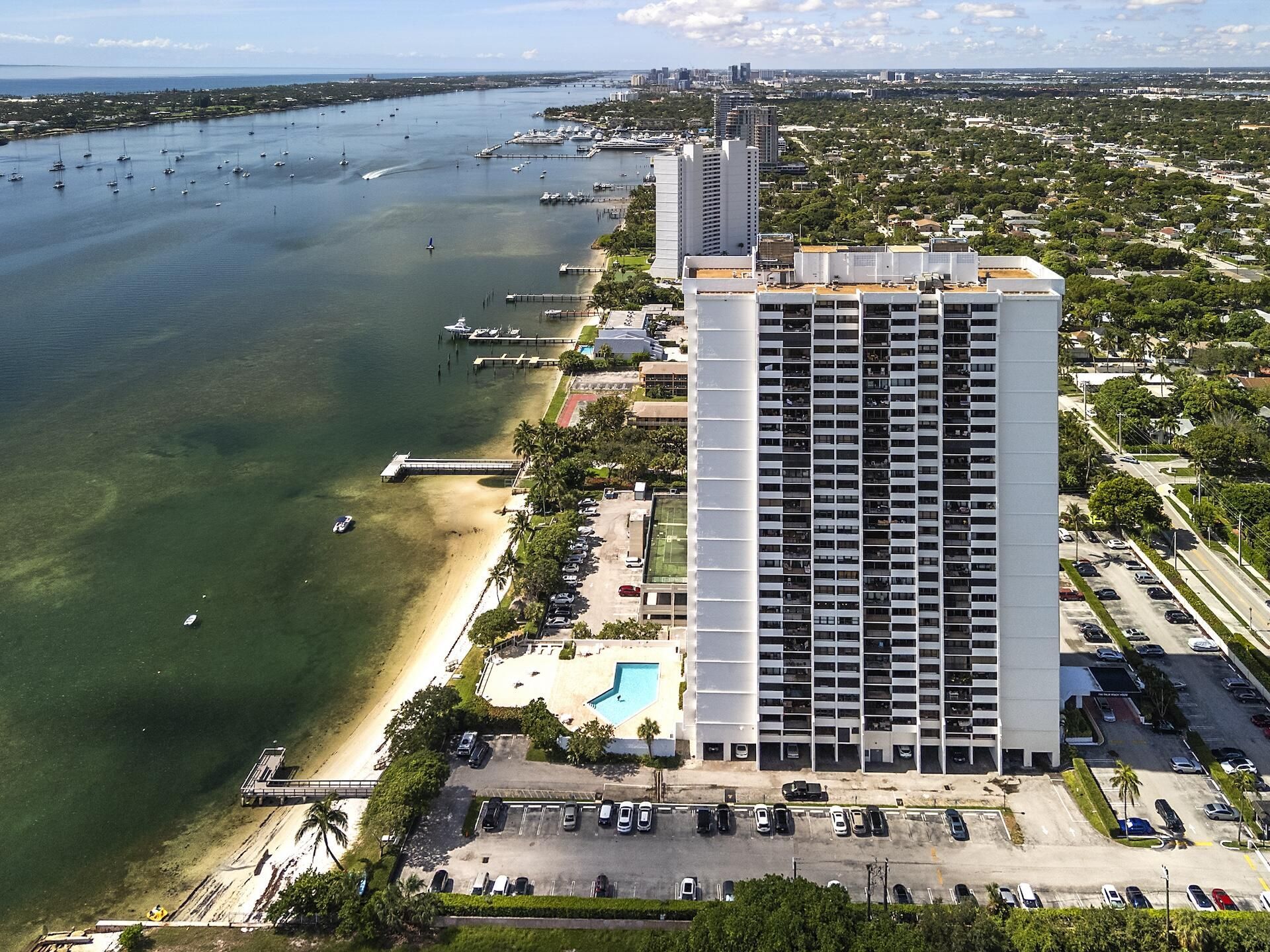 5600 N Flagler Drive, Unit 207, West Palm Beach, FL 33407 Photo