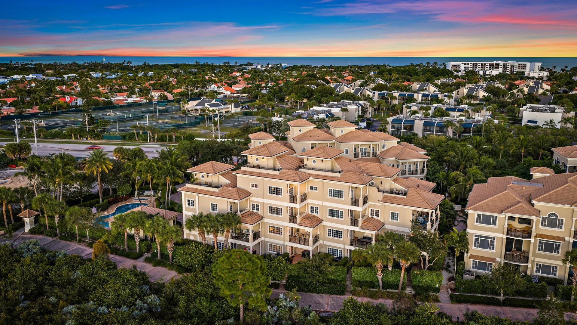 126 Tierra Lane, Unit 2, Jupiter, FL 33477 Photo