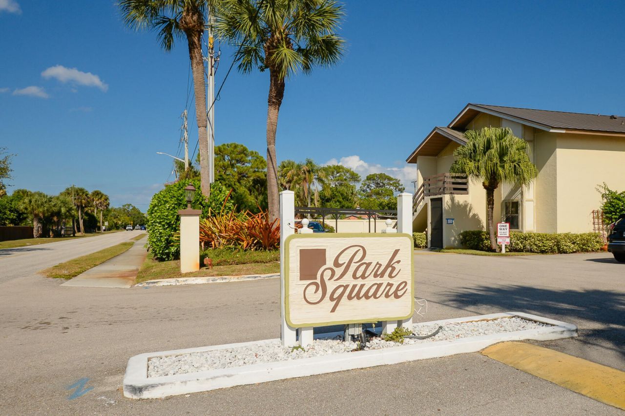 1831 SW Palm City Road, Unit C501, Stuart, FL 34994 Photo