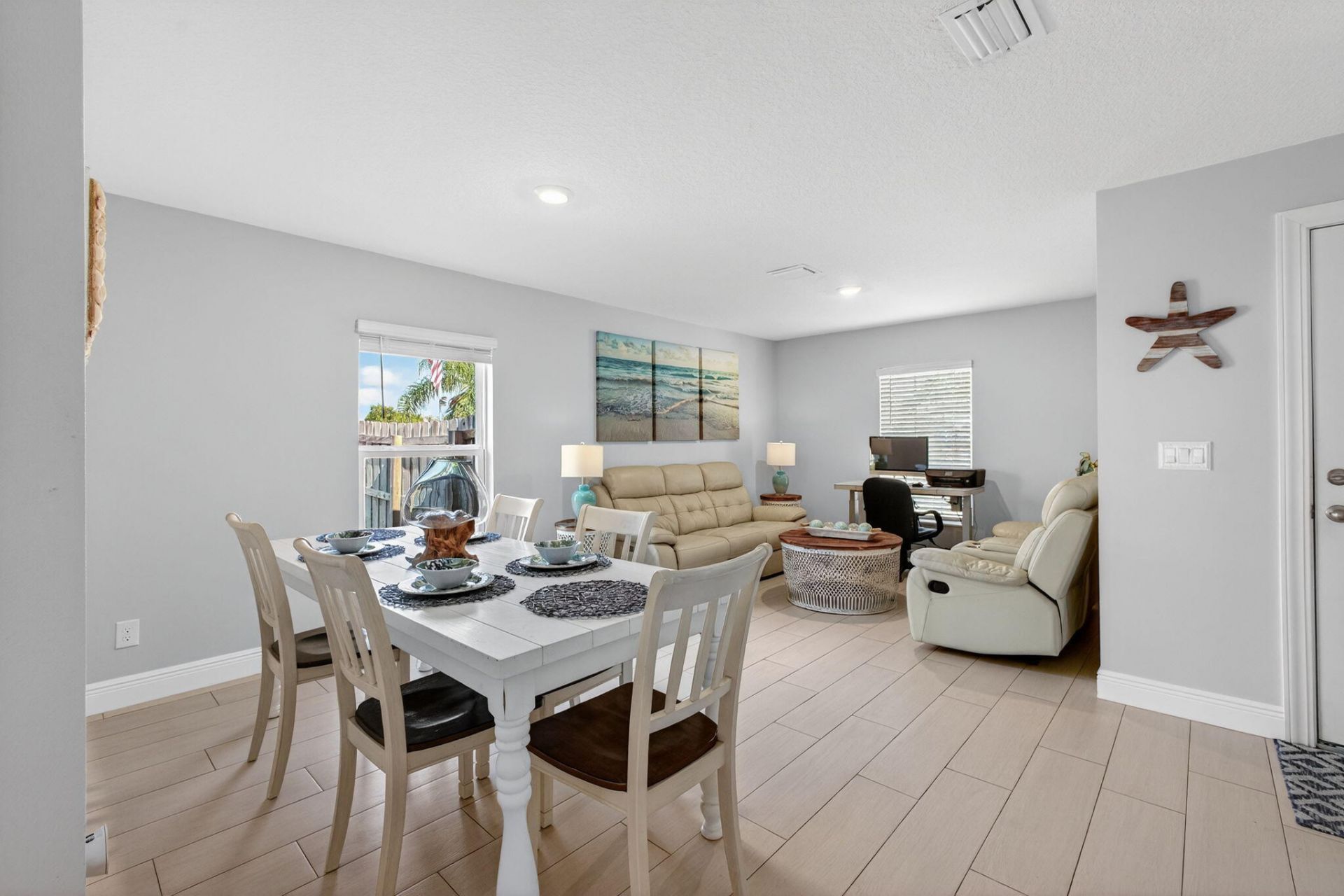 452 SE Asbury Lane, Port Saint Lucie, FL 34983 Photo