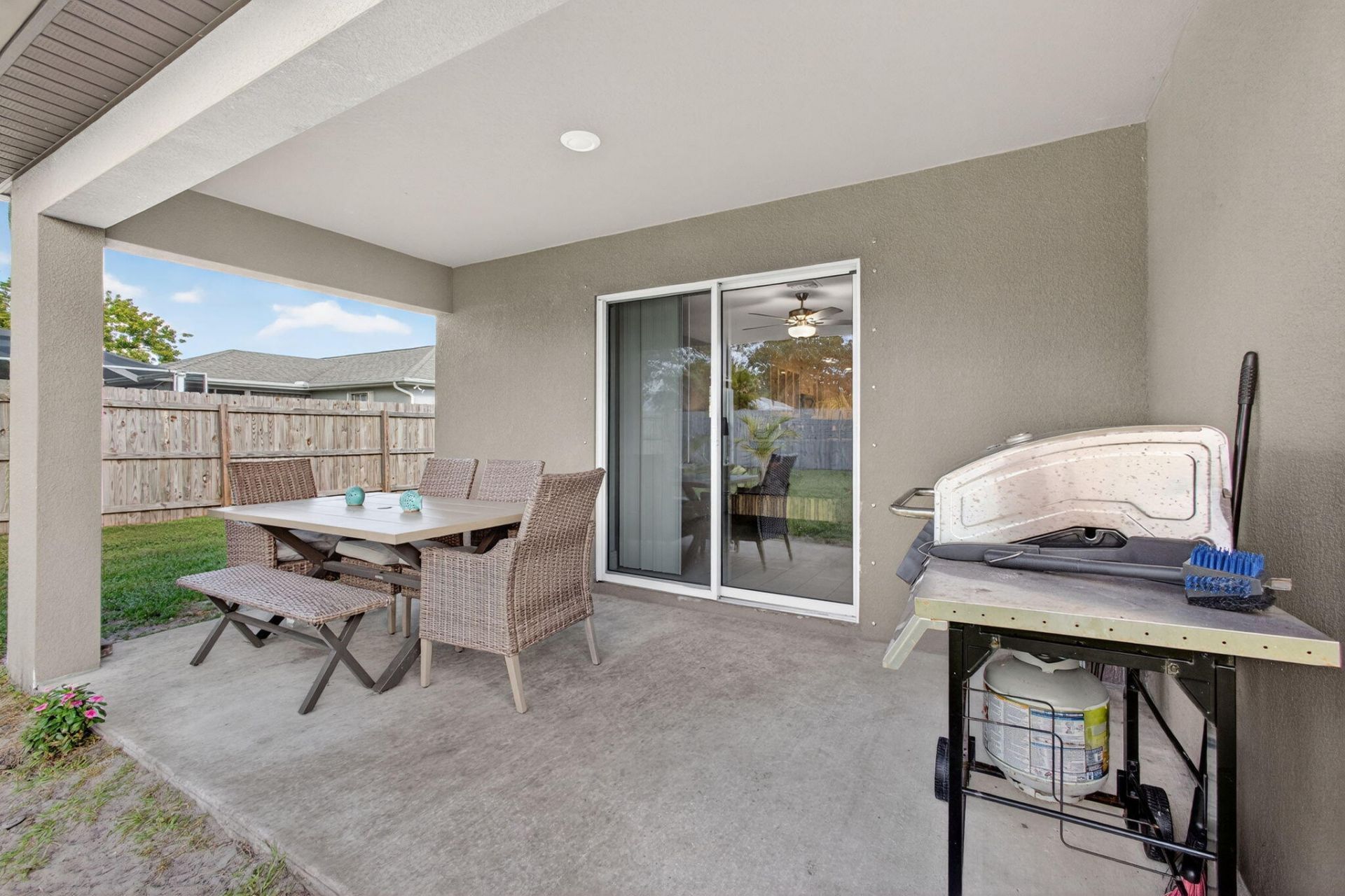 452 SE Asbury Lane, Port Saint Lucie, FL 34983 Photo