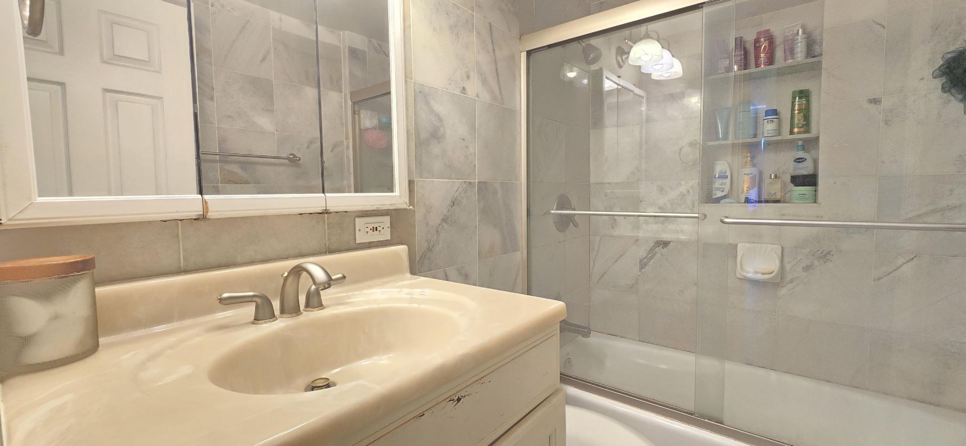 819 Colonial Road, West Palm Beach, FL 33405 Photo