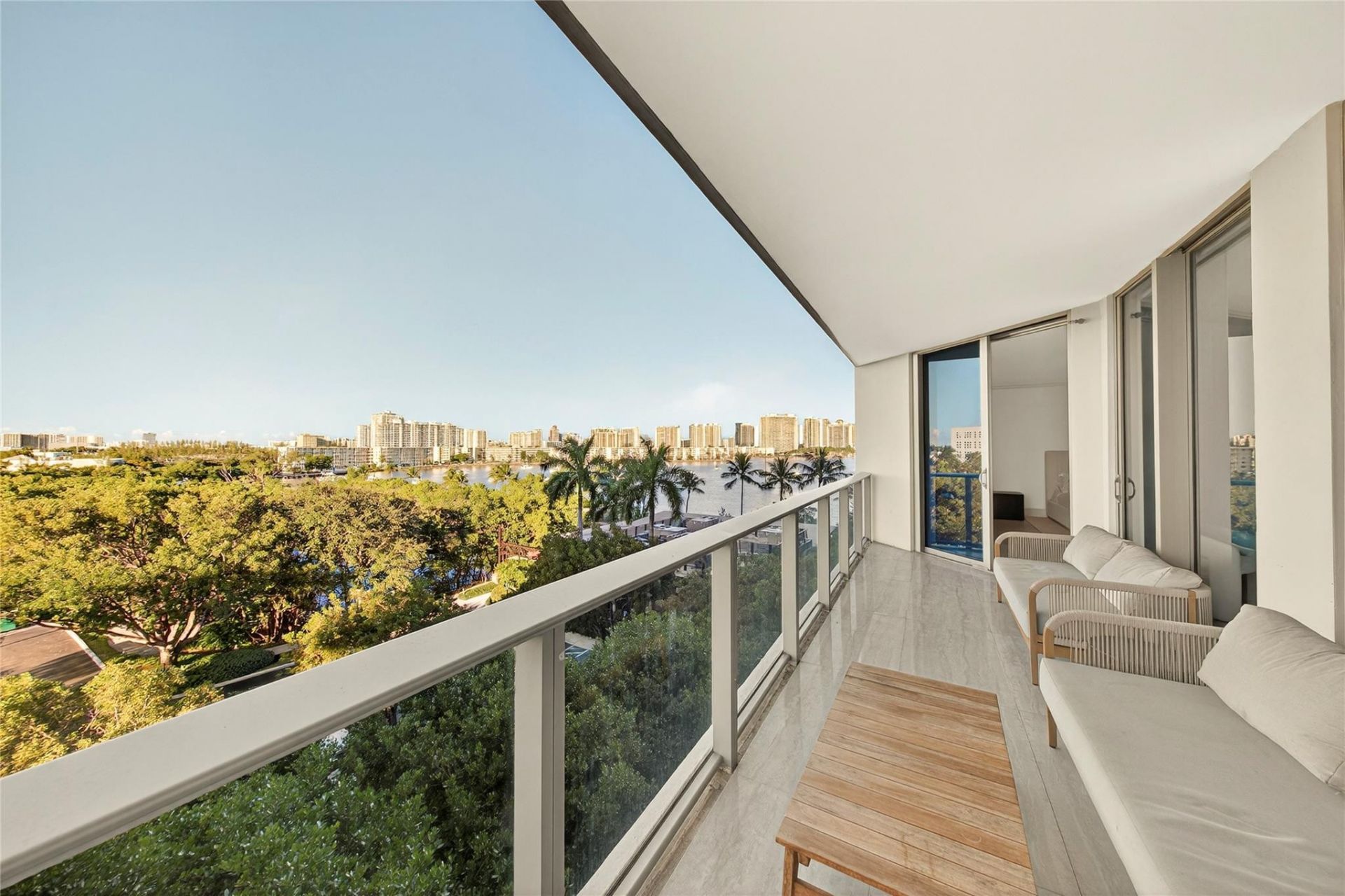 17301 Biscayne Boulevard, Unit 506, Aventura, FL 33160 Photo