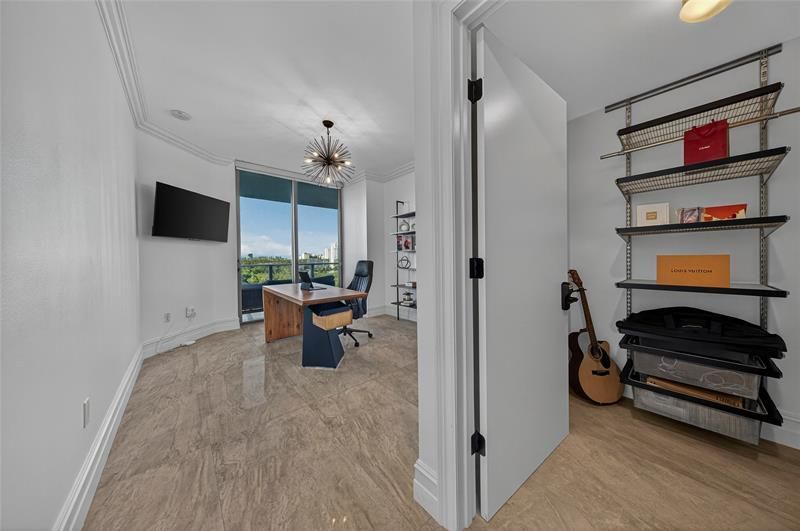 17301 Biscayne Boulevard, Unit 506, Aventura, FL 33160 Photo