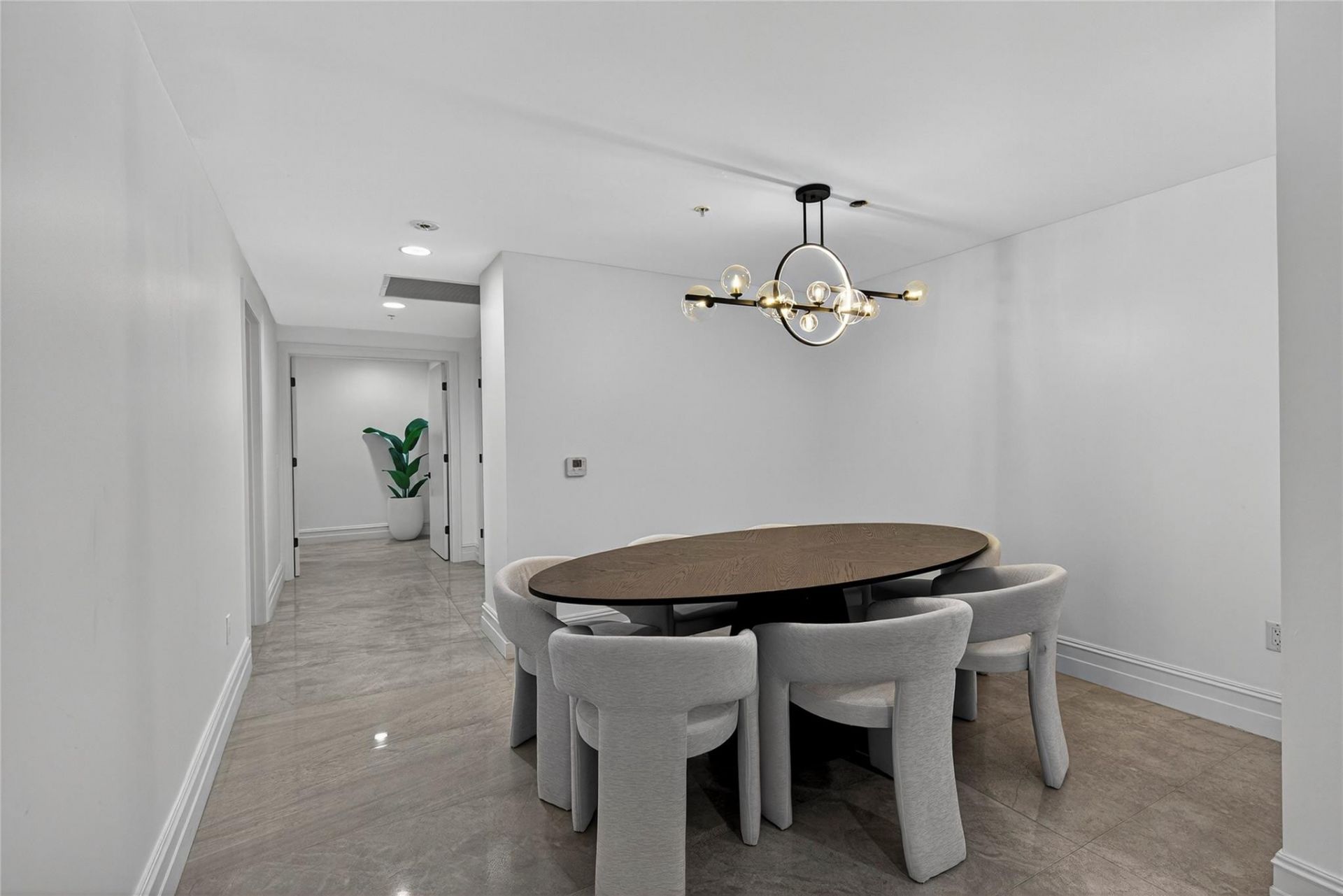 17301 Biscayne Boulevard, Unit 506, Aventura, FL 33160 Photo