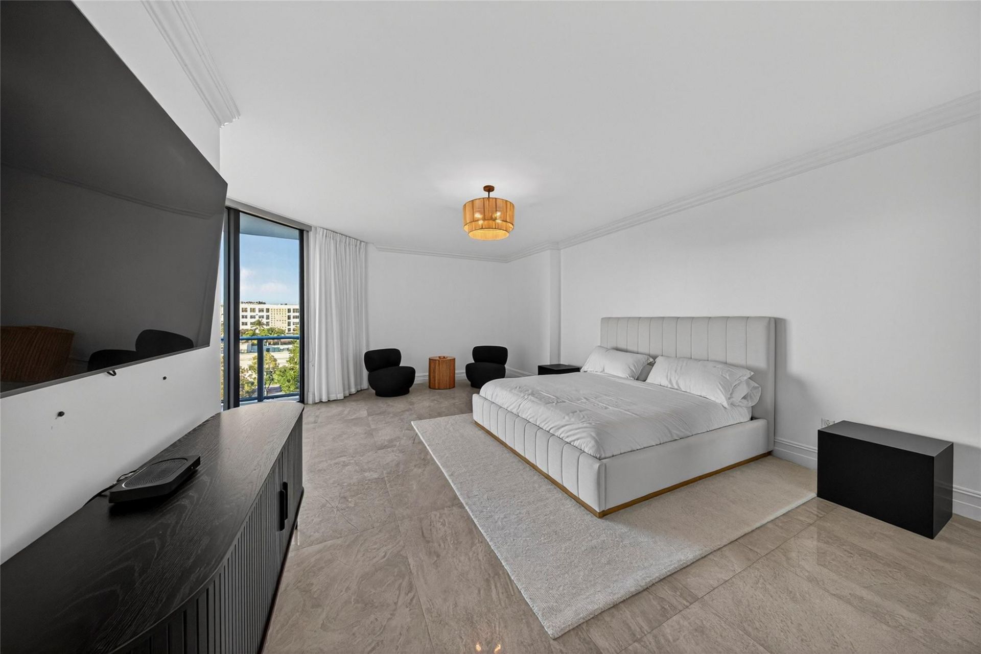 17301 Biscayne Boulevard, Unit 506, Aventura, FL 33160 Photo