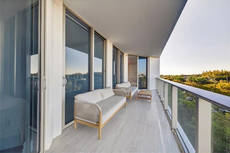 17301 Biscayne Boulevard, Unit 506, Aventura, FL 33160 Photo