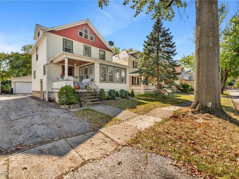 347 Kenyon Avenue, Elyria, OH 44035 Photo 2